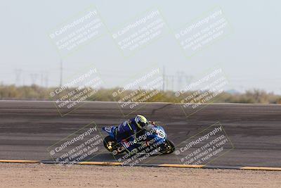 media/Jan-04-2025-Race Pace (Sat) [[691f78c490]]/20-Bowl Vested (210pm)/